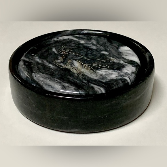 Vintage Executive Set of 2 Black Marble MOBIL Pegasus Logo Drink Coasters - Picture 13 of 16